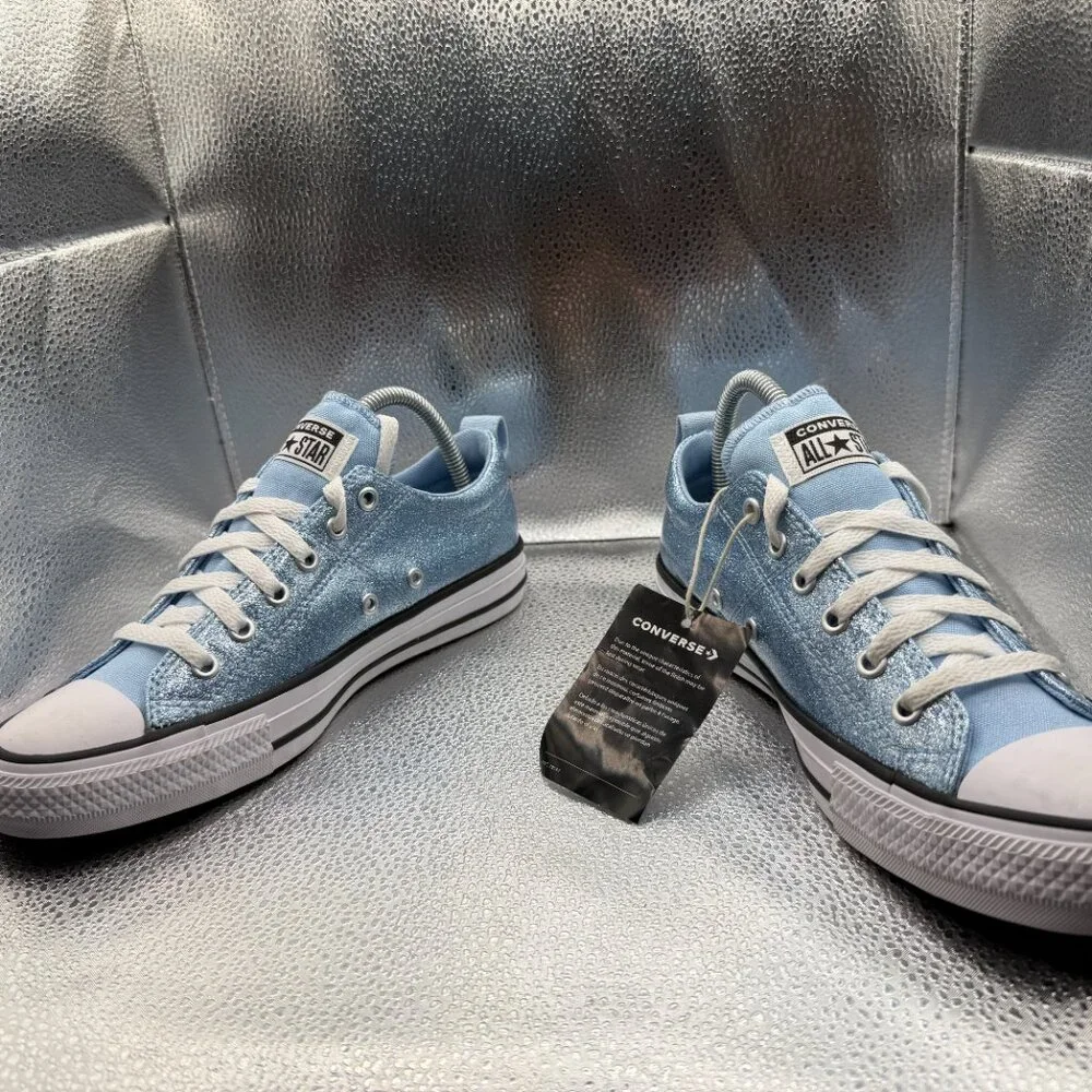 Size 6 Converse Chuck Taylor All Star Madison Glitter Blue Kids Sneakers A13157C